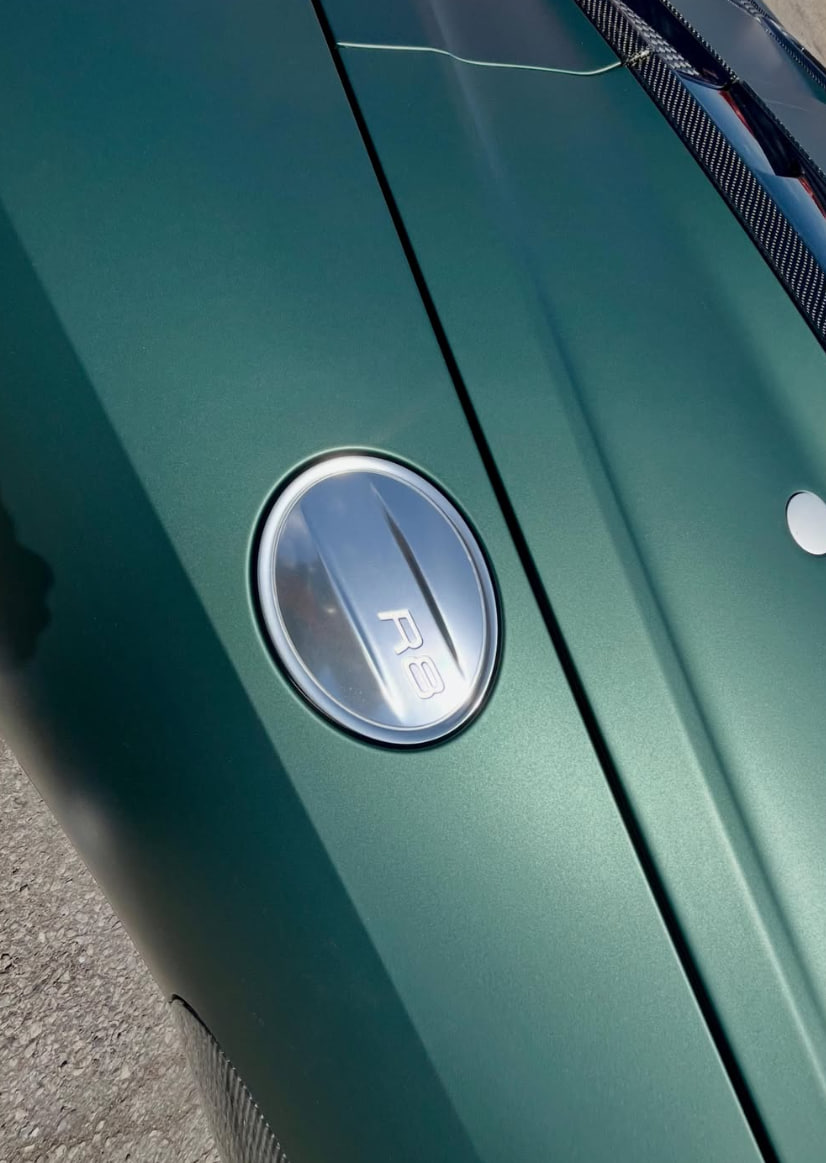 R8 Fuel Cap