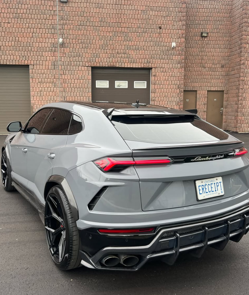 Urus Satin Grey Rear